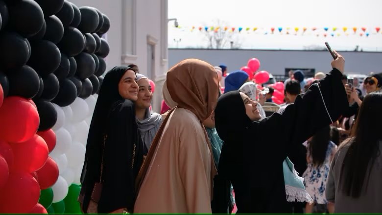 Hundreds celebrate Eid in Mississauga with parties and prayers